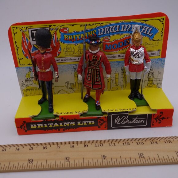 Britains Ltd Three Figure New Metal Walthamstow London E17 Printed in England - Picture 4 of 16